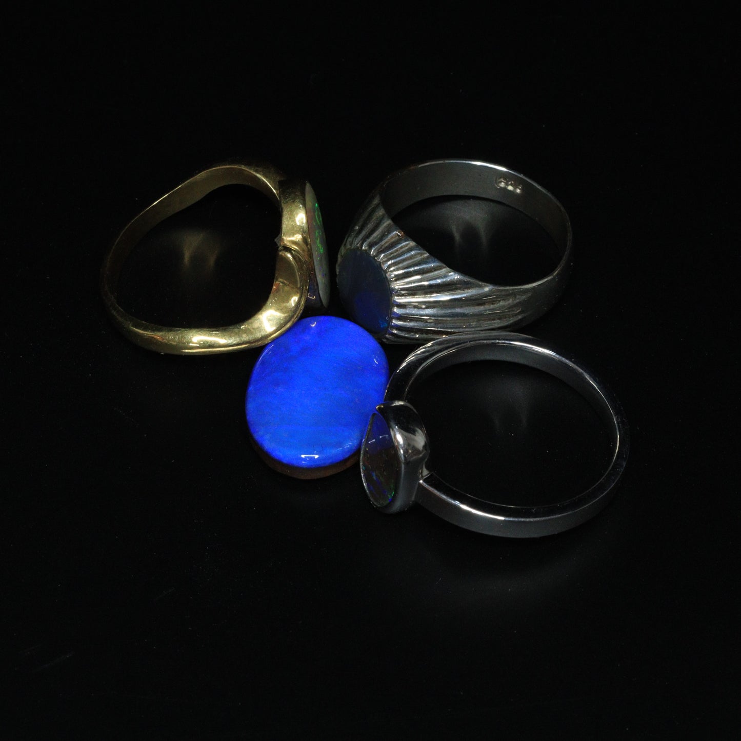 Opal stone - 38