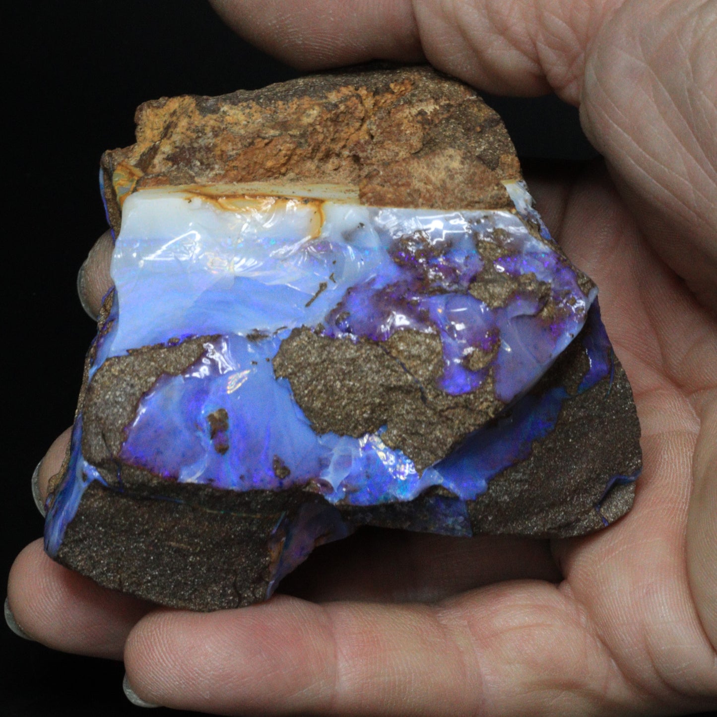 Opal specimen - 28