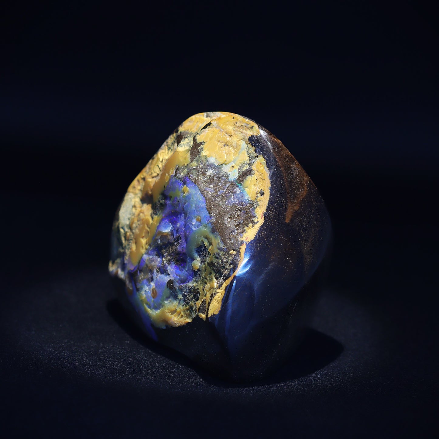 Australian Boulder opal specimen