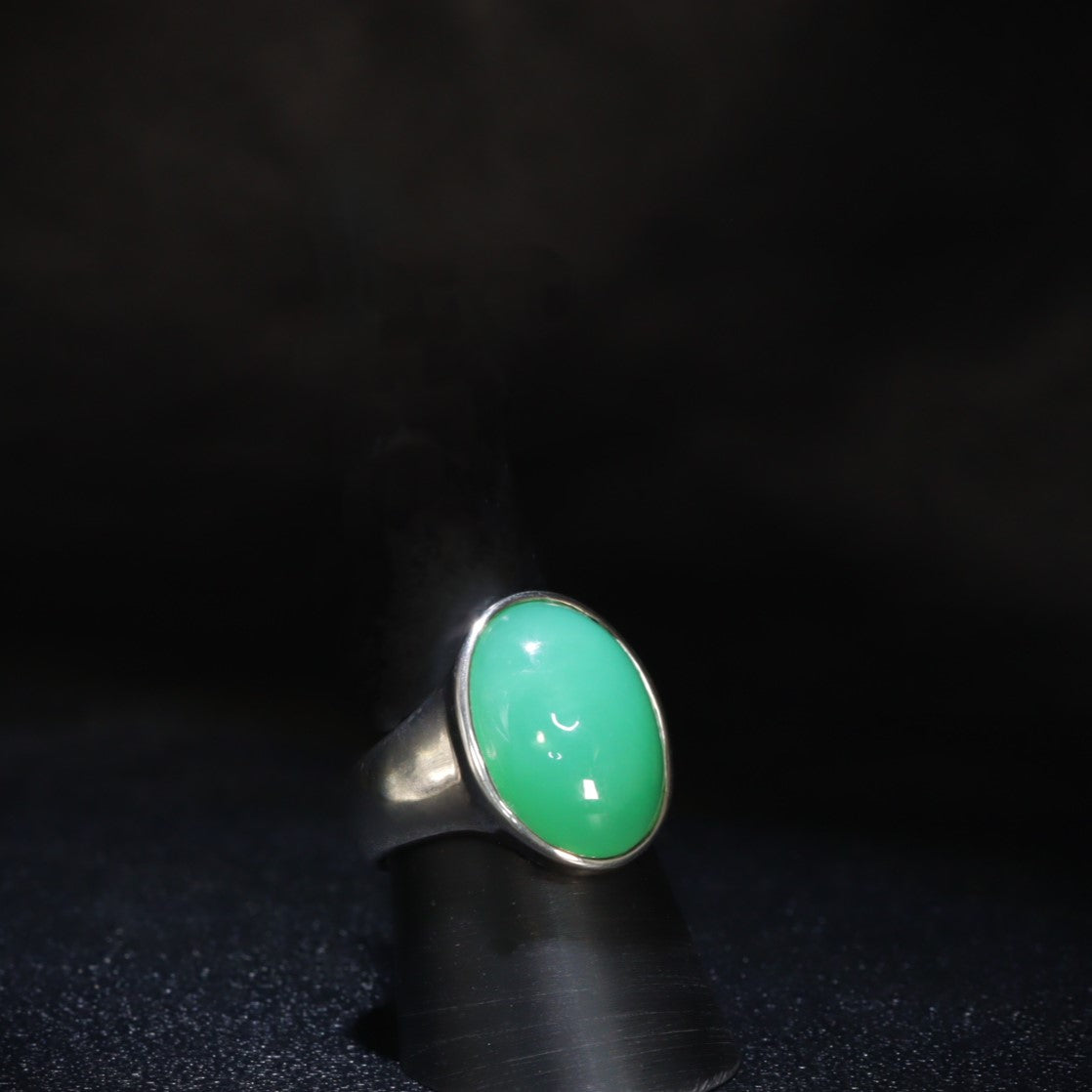 Australian chrysoprase silver ring — Marlborough green chrysoprase