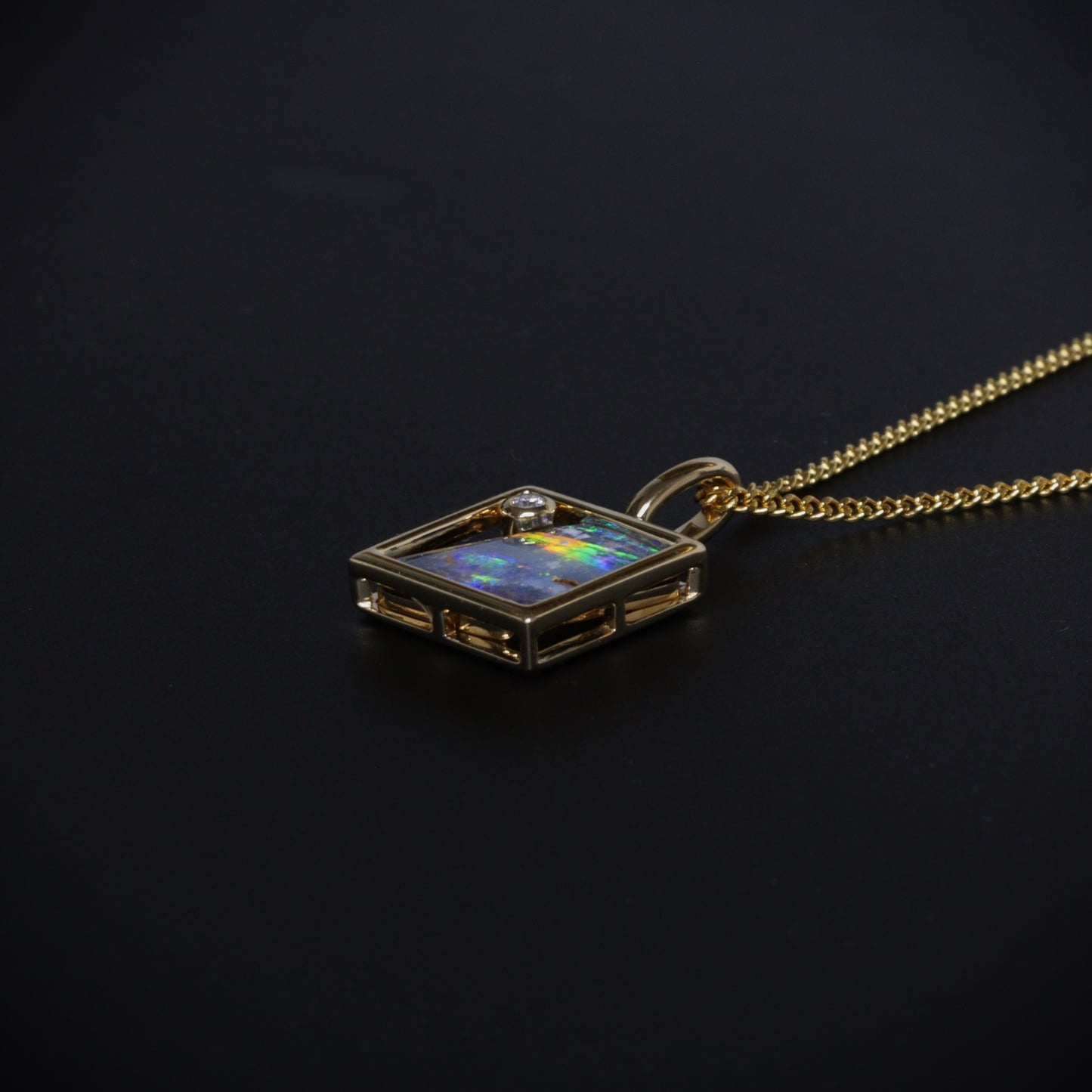 Australian Boulder Opal 18 karat Gold Pendant