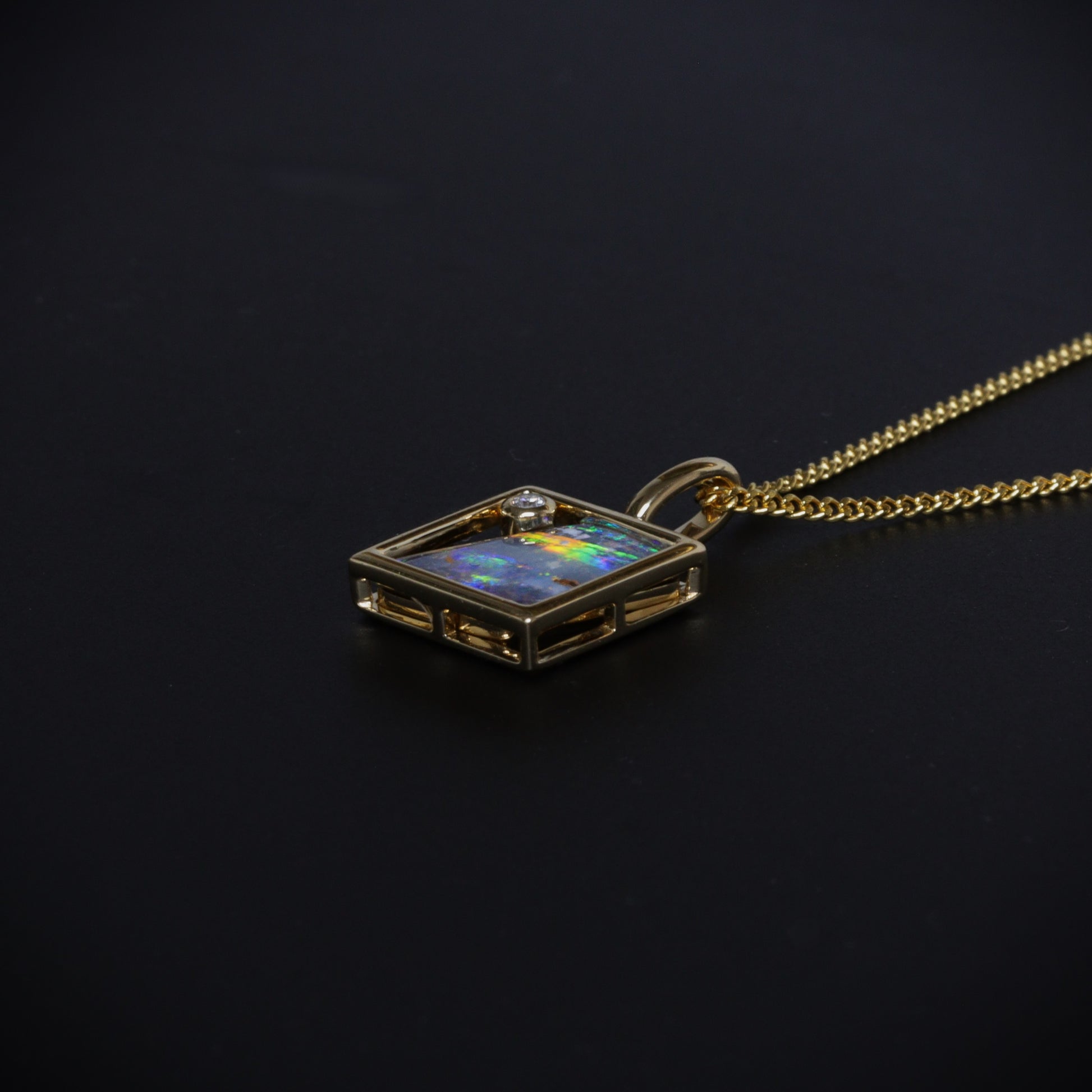 Australian Boulder Opal 18 karat Gold Pendant