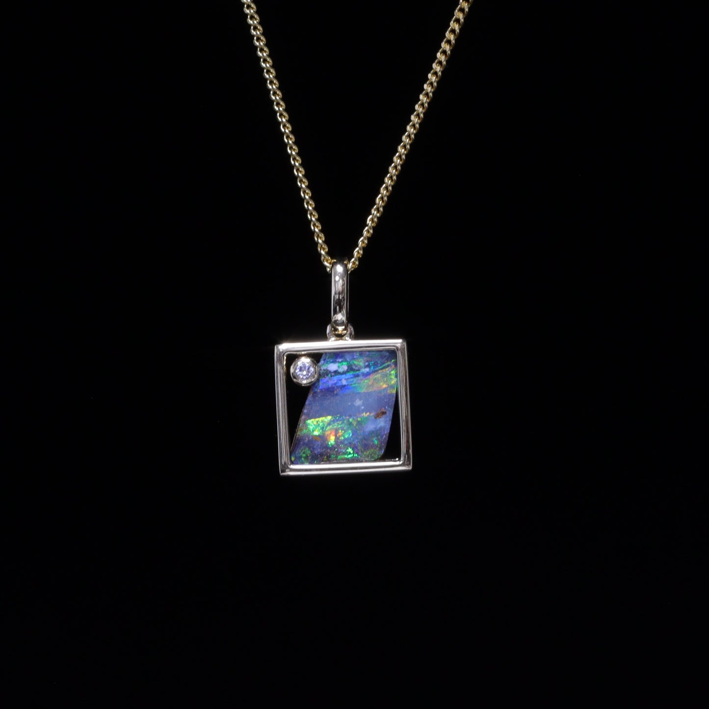 Australian Boulder Opal 18 karat Gold Pendant