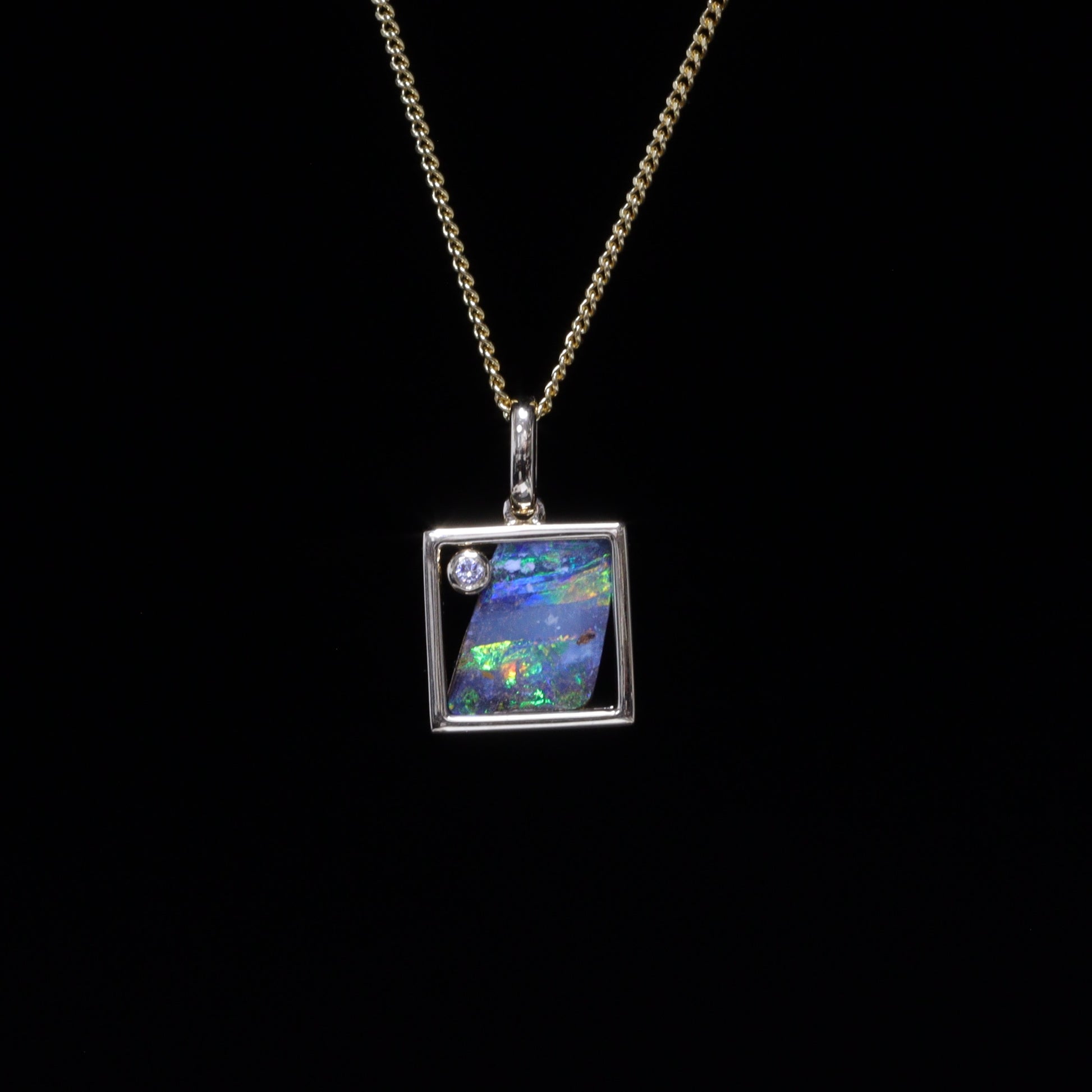 Australian Boulder Opal 18 karat Gold Pendant