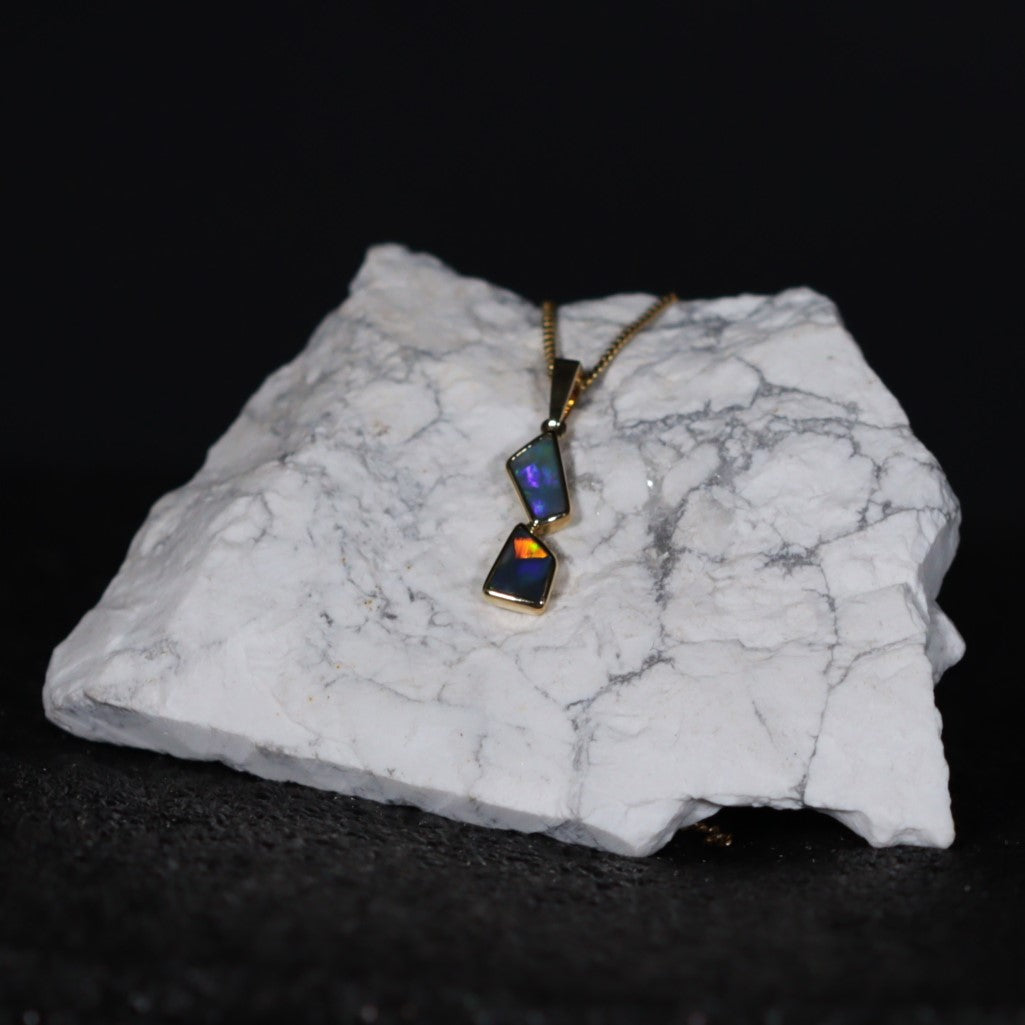 Black solid 2 Opals 18k Gold pendant 2017