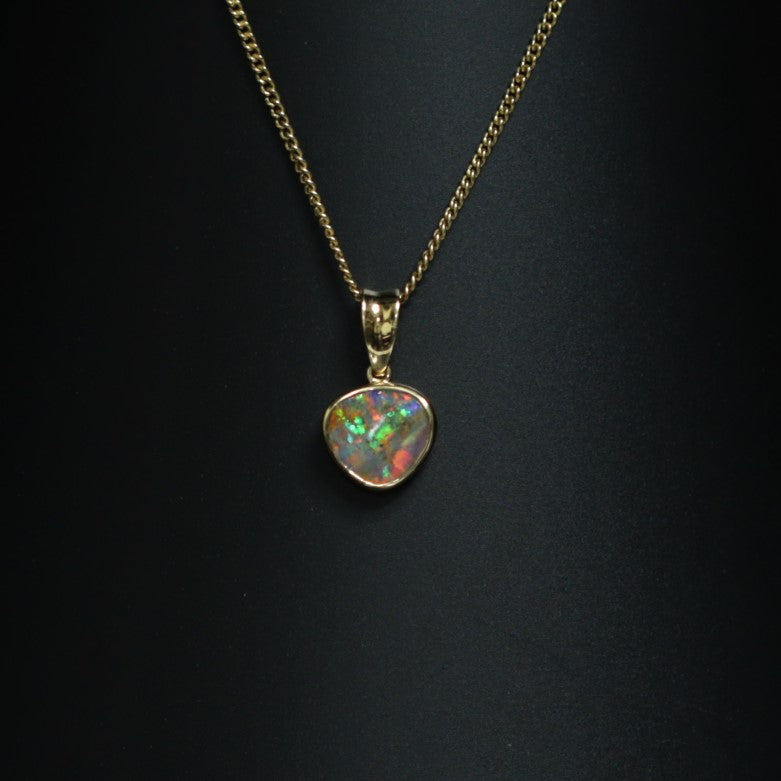 Boulder opal solid 18k Gold pendant 2018