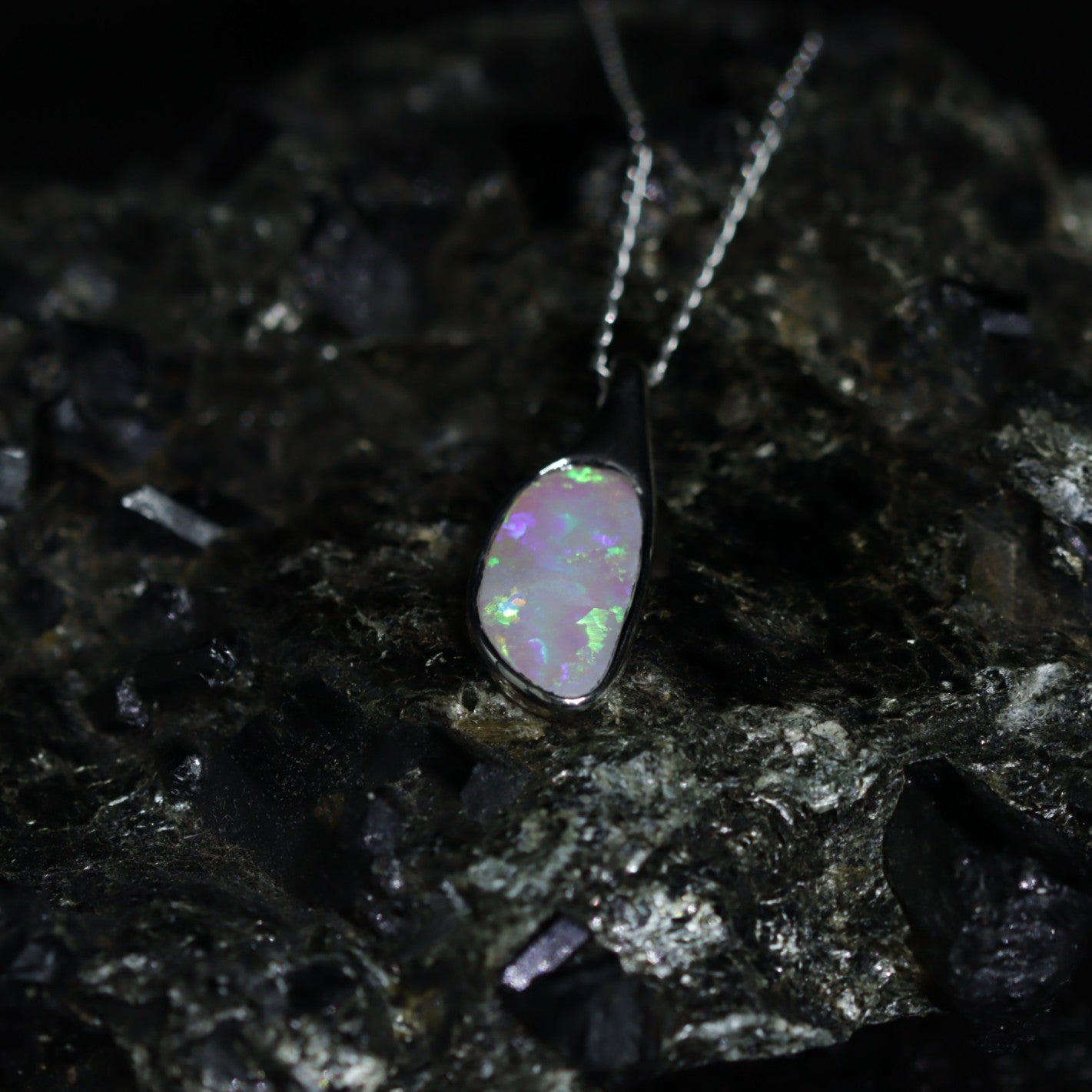 Australian solid Black opal silver pendant 3016