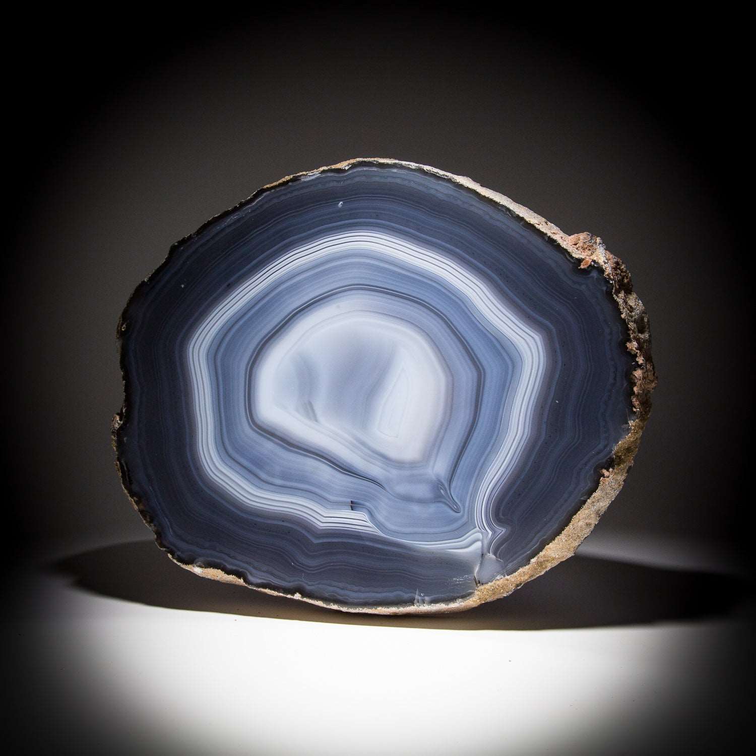 Agate Brazil - 2 fine grain and brilliance
