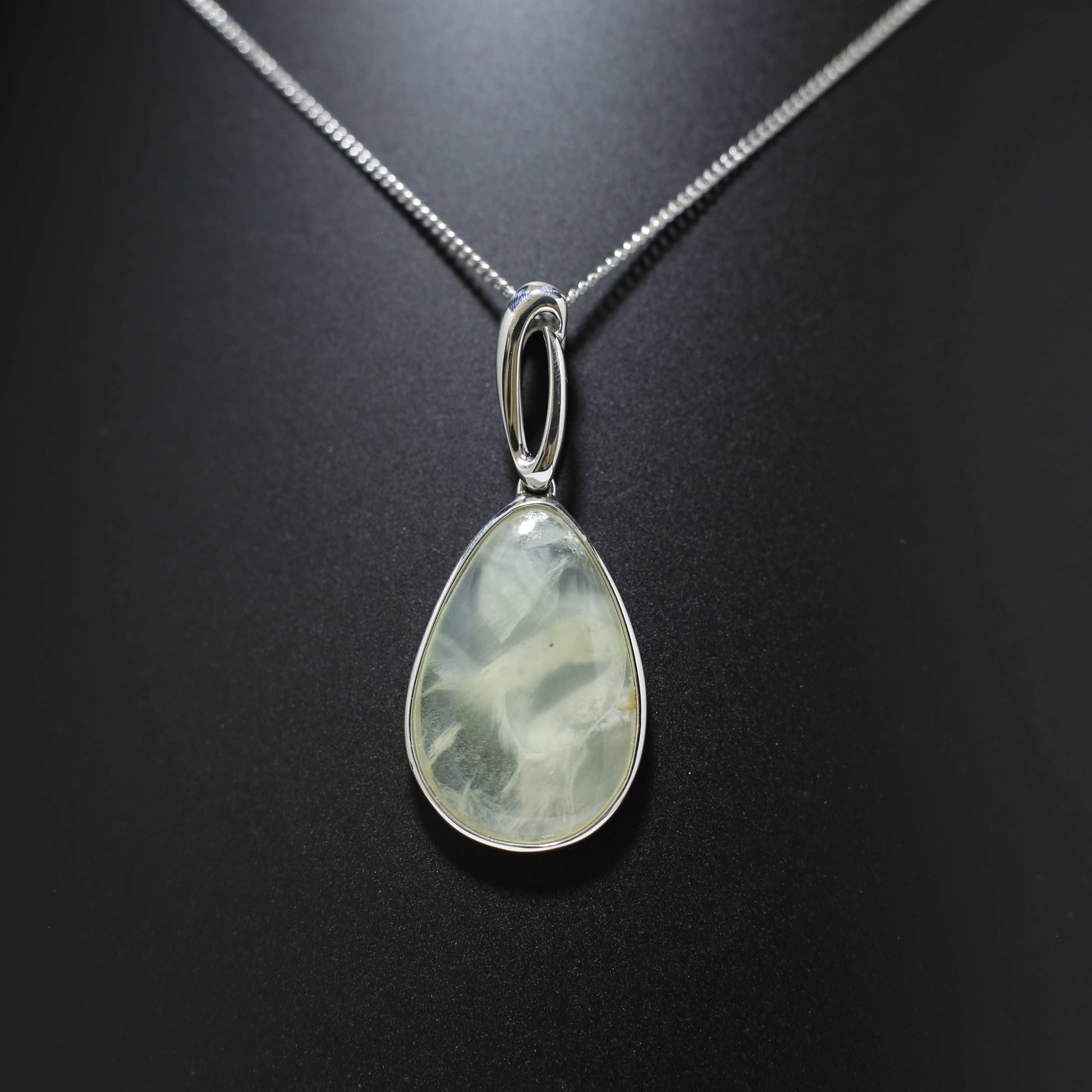 Australian Prehnite silver Pendant 