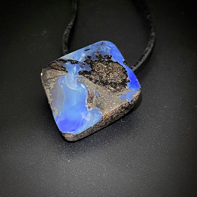 Boulder Opal necklace - 32