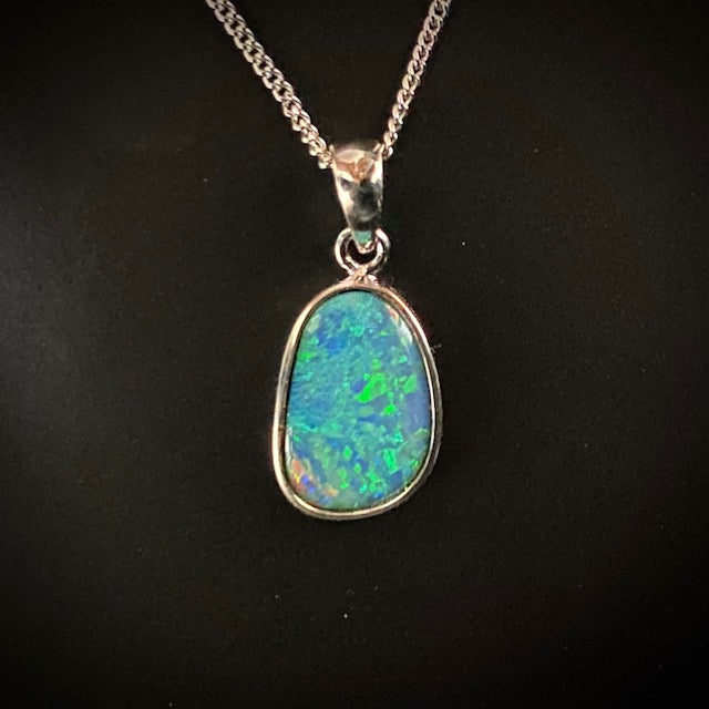 Australian Opal doublet pendant set in sterling silver 