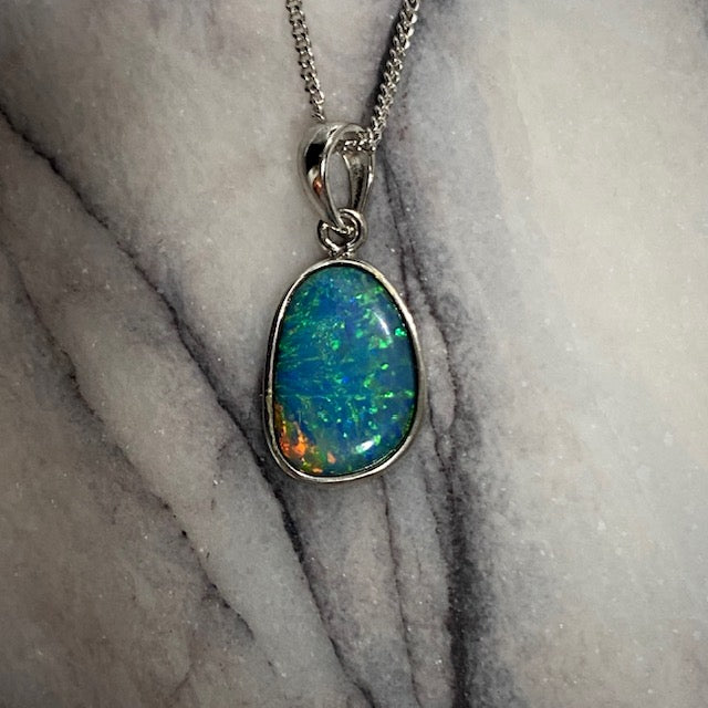 Australian Opal doublet pendant set in sterling silver 