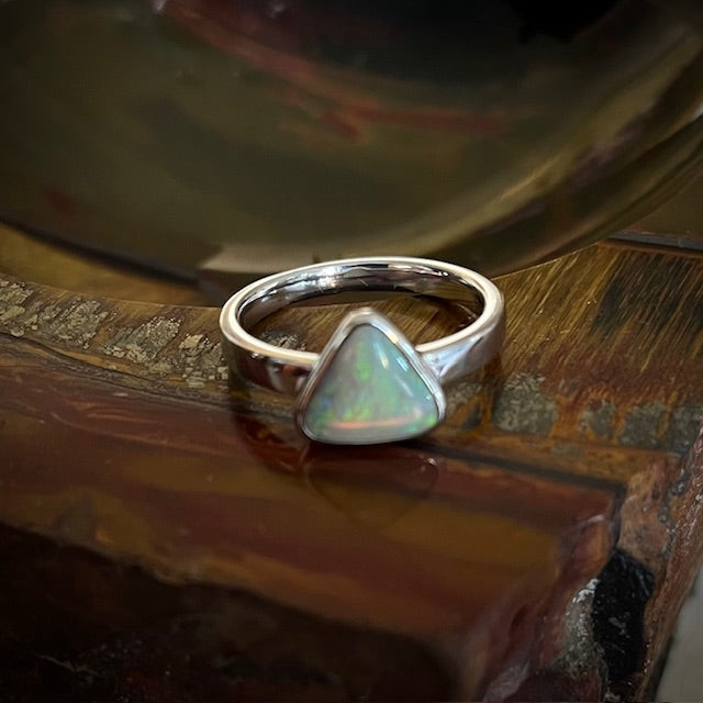 Opal ring - 113