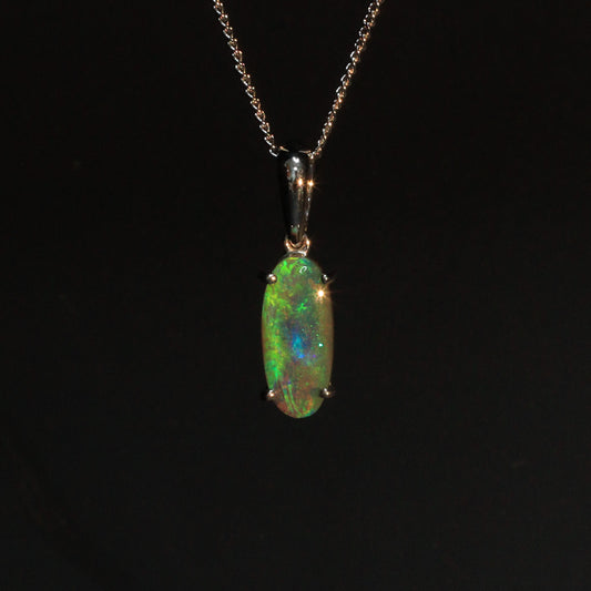 Opal pendant - 1046 A