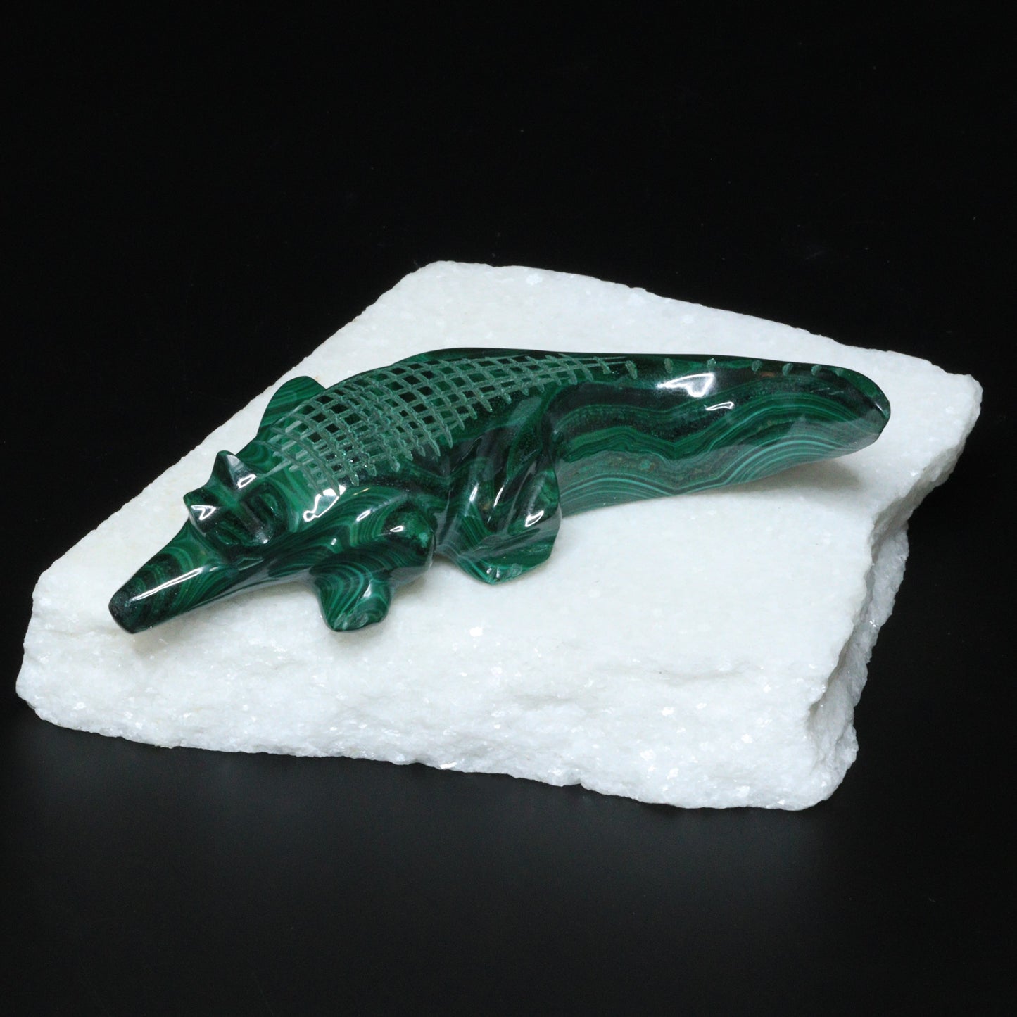 Malachite carving "Crocodile" 