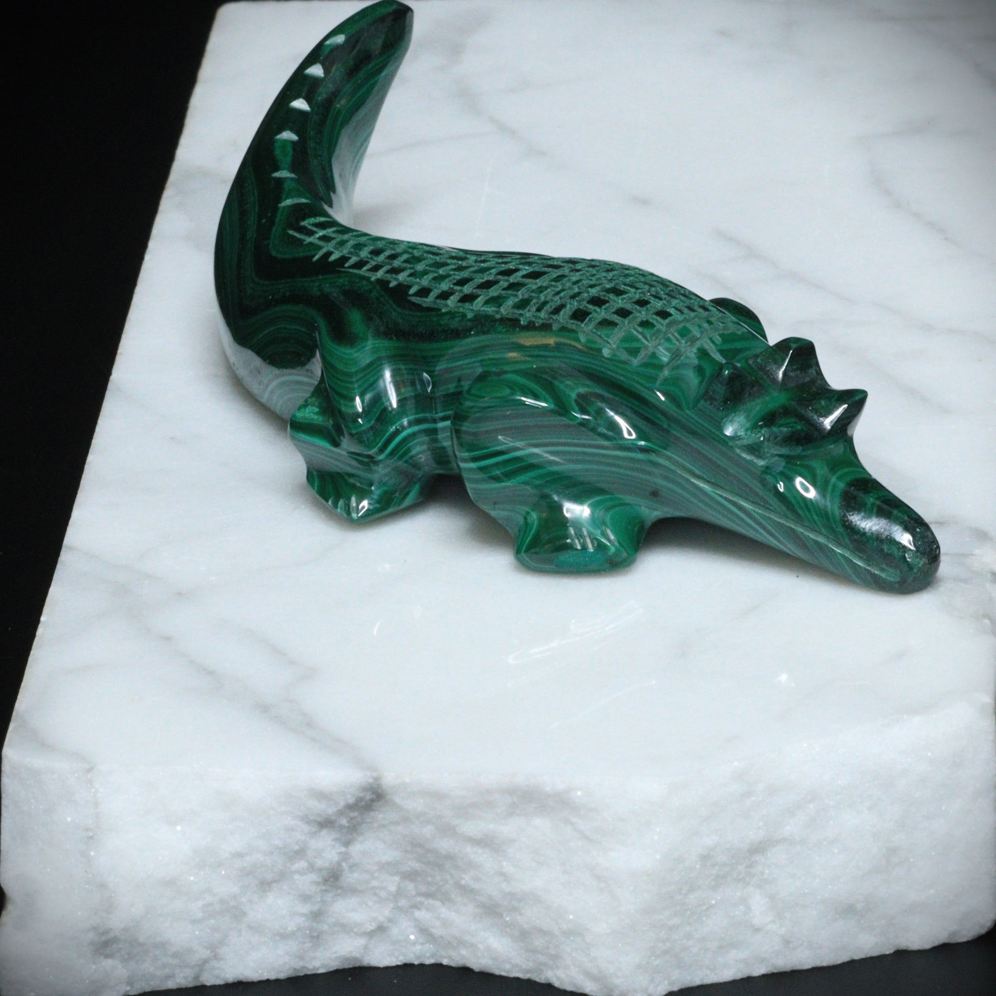 Malachite carving "Crocodile" 