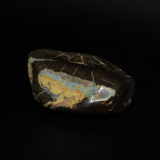 Opal specimen - 26