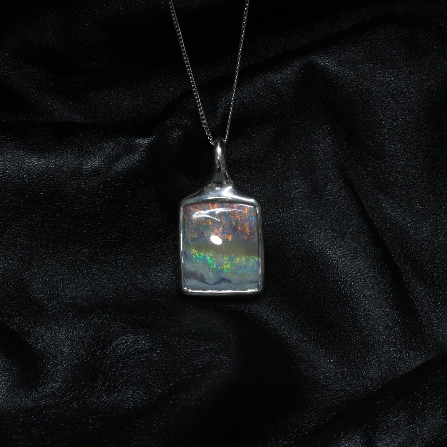 Opal Boulder pendant - 1046
