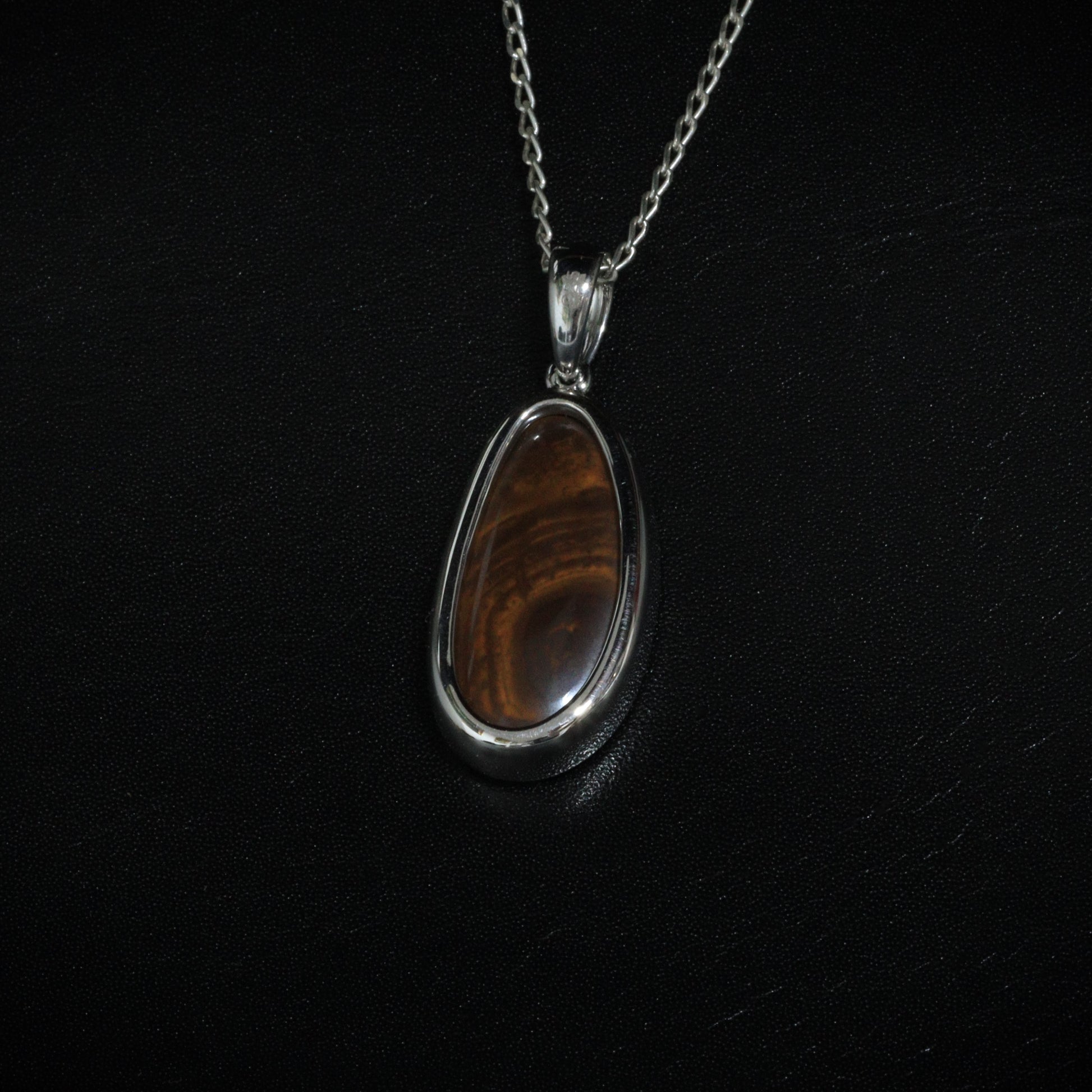 Opal boulder pendant - 176