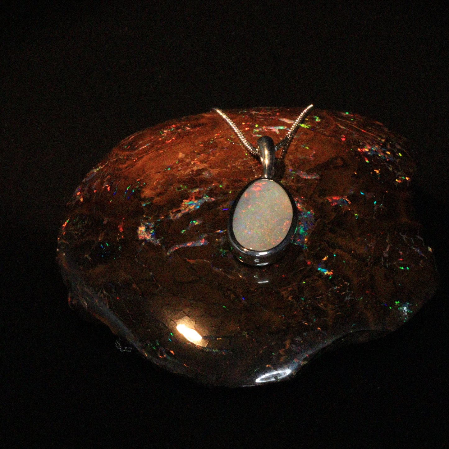 Opal Boulder pendant - 1052