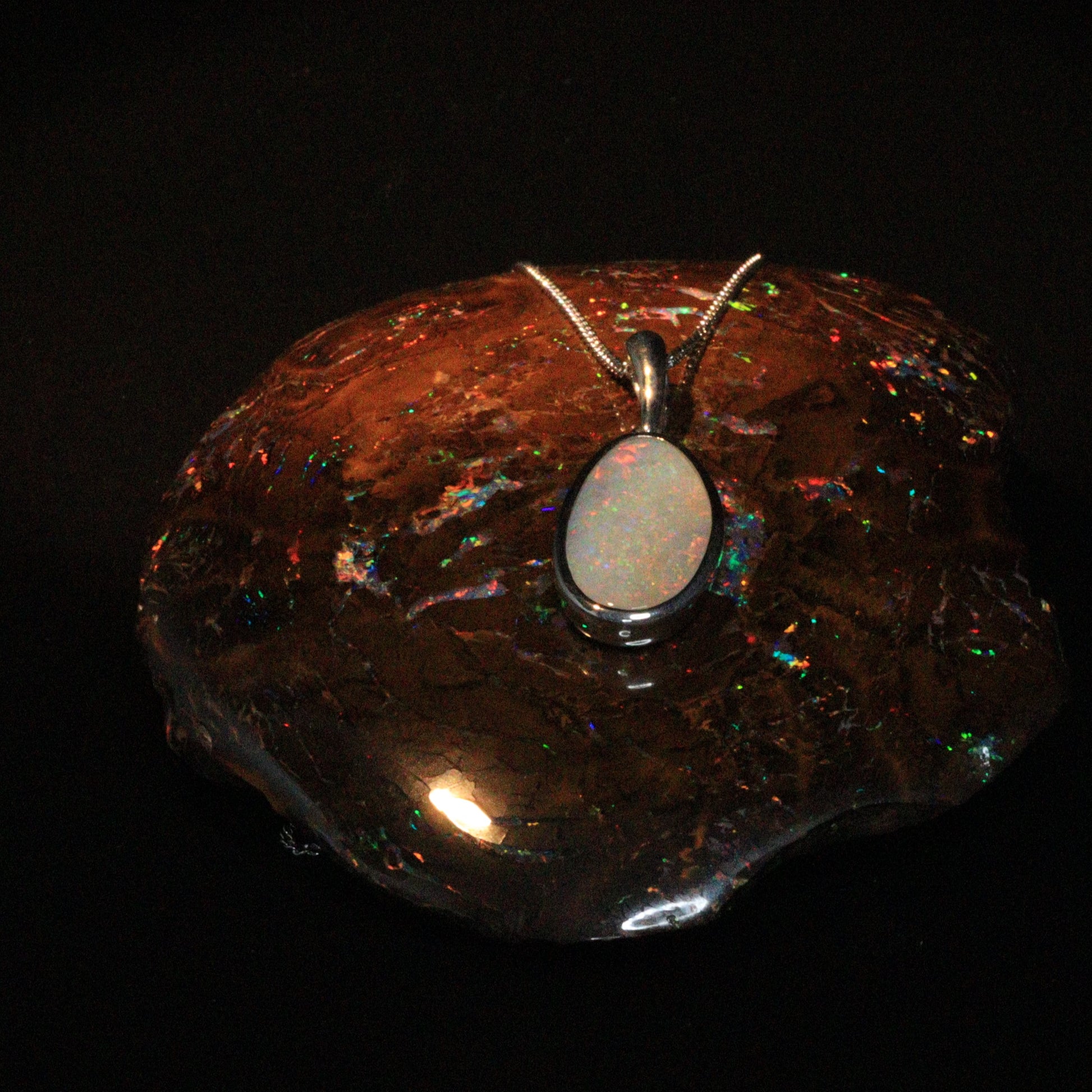 Opal Boulder pendant - 1052