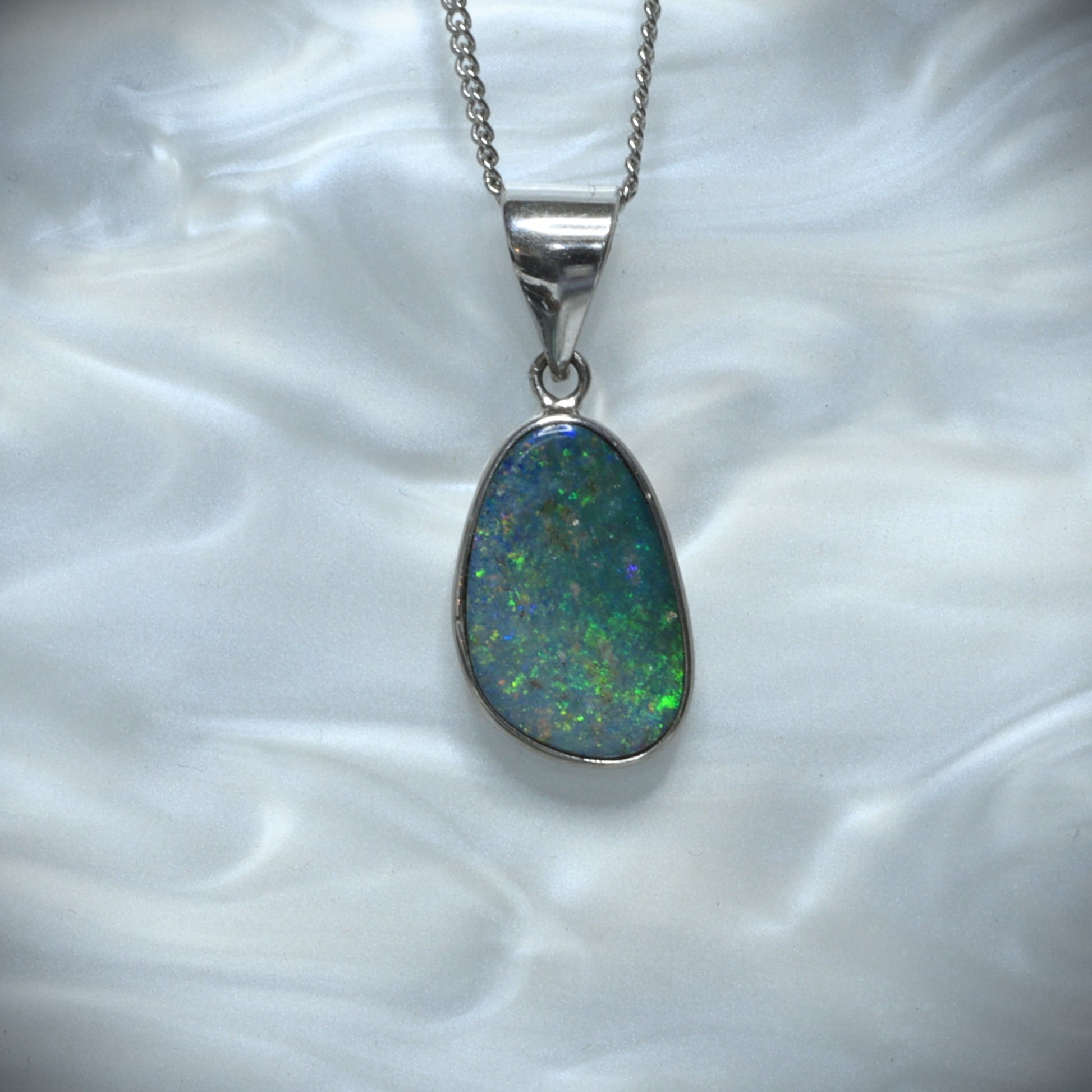 Opal doublet pendant