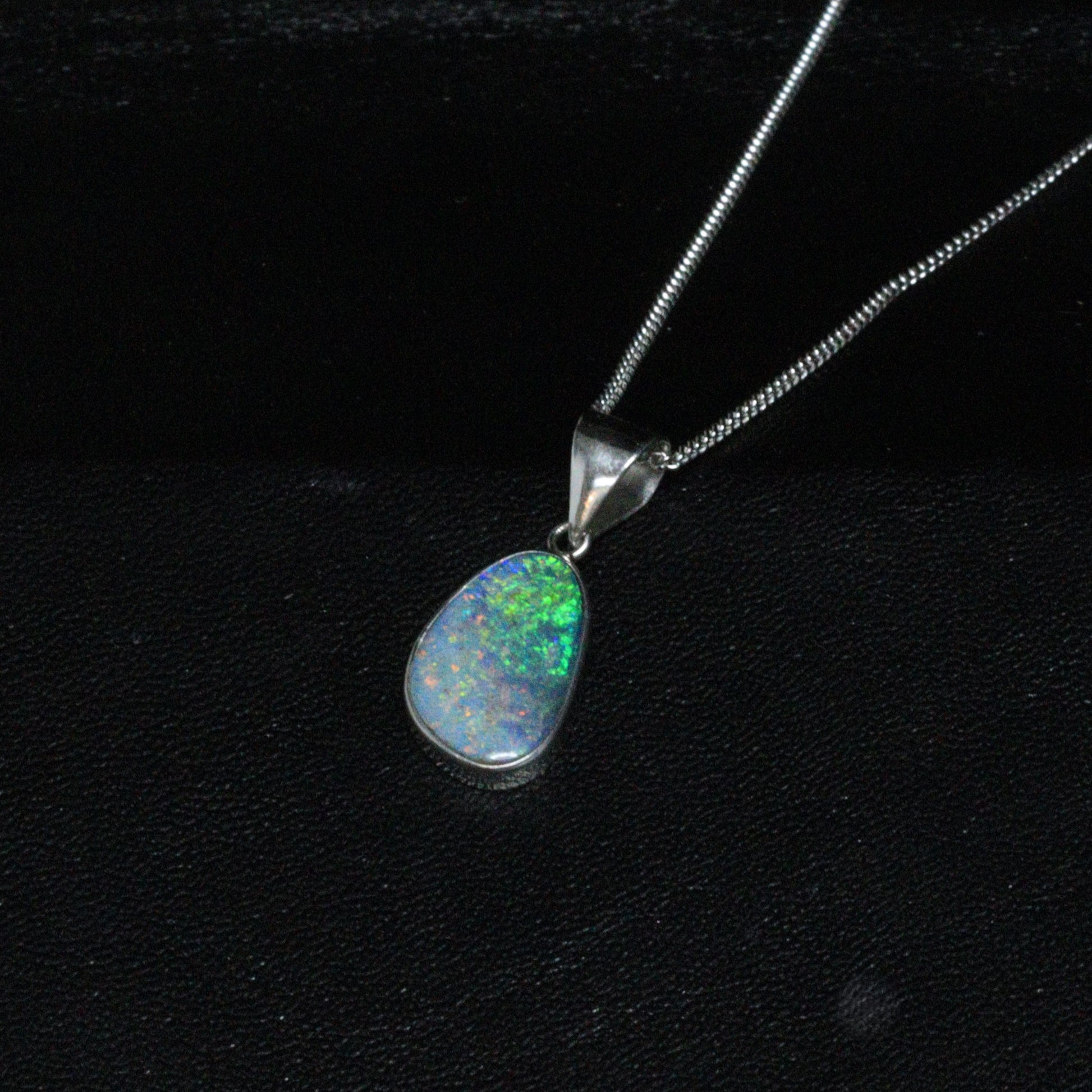 Opal doublet pendant
