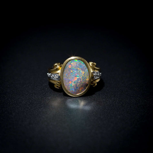 Australian Boulder Opal 18 karat gold ring 