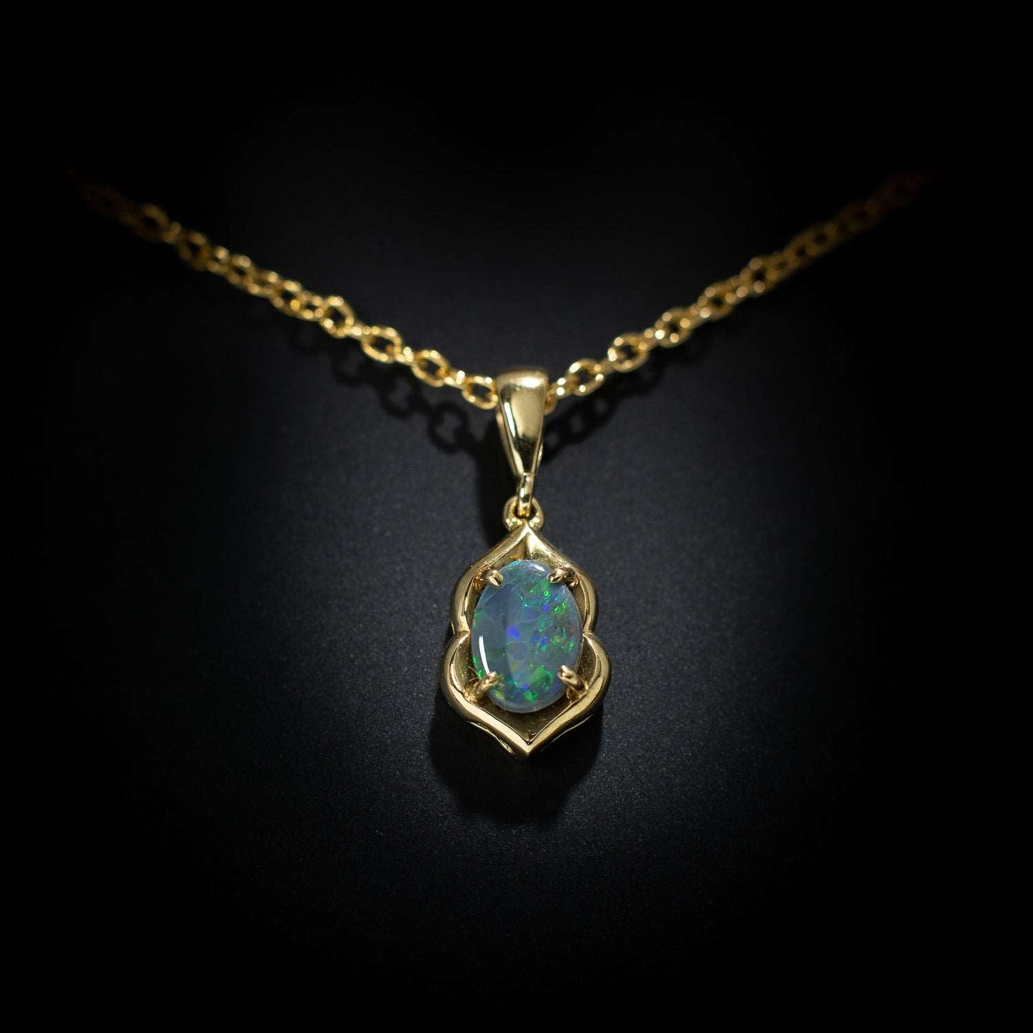 Australian Black Opal 18 karat gold pendant 