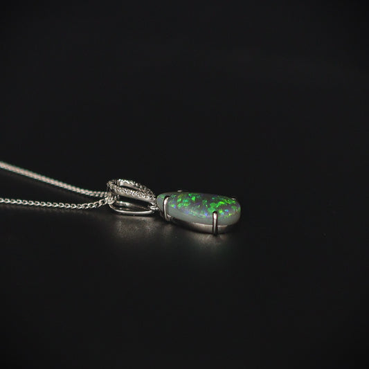 Australian Black Opal 18 karat white gold pendant 
