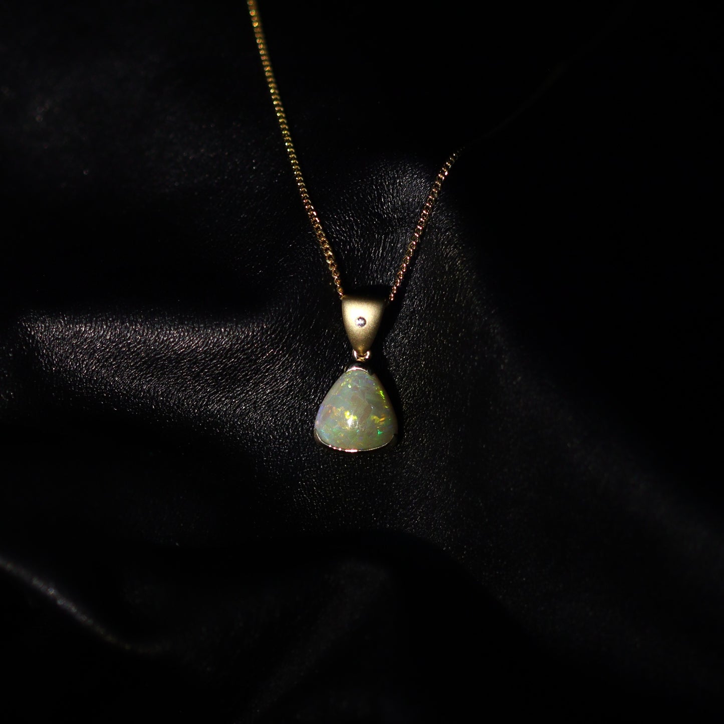 Australian Black Opal 18 karat gold pendant 