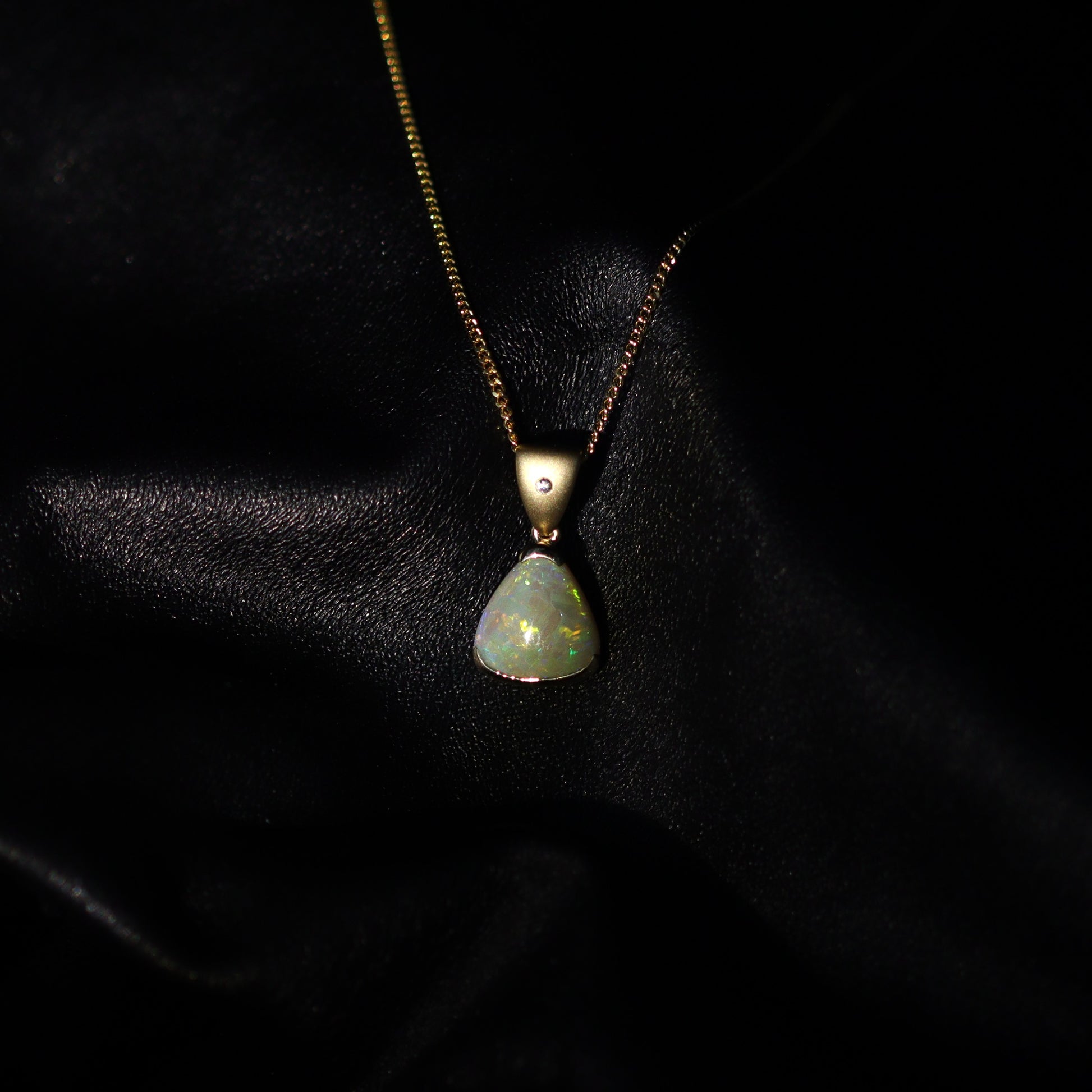 Australian Black Opal 18 karat gold pendant 