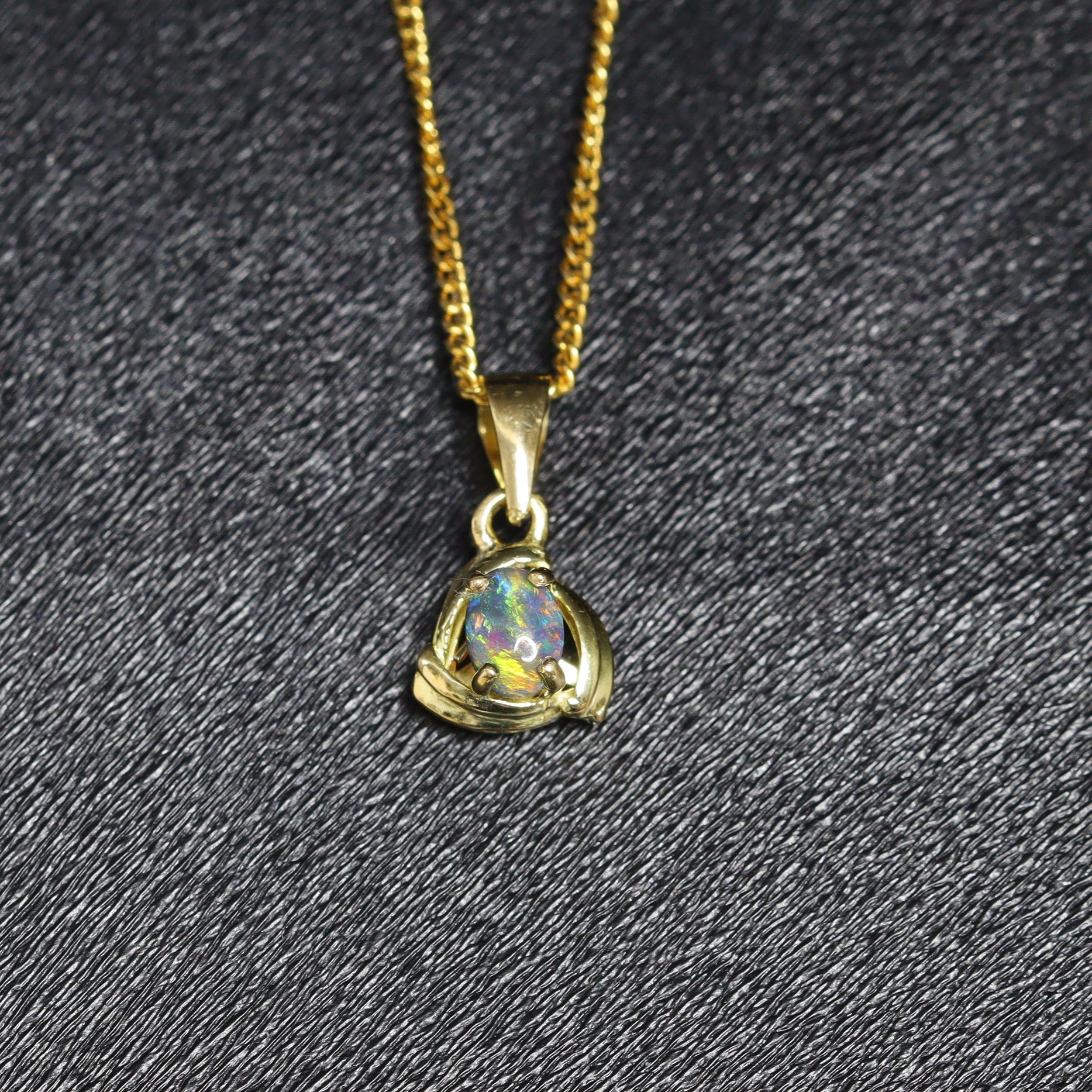 Australian_Black_Opal_18k_Gold_Pendant
