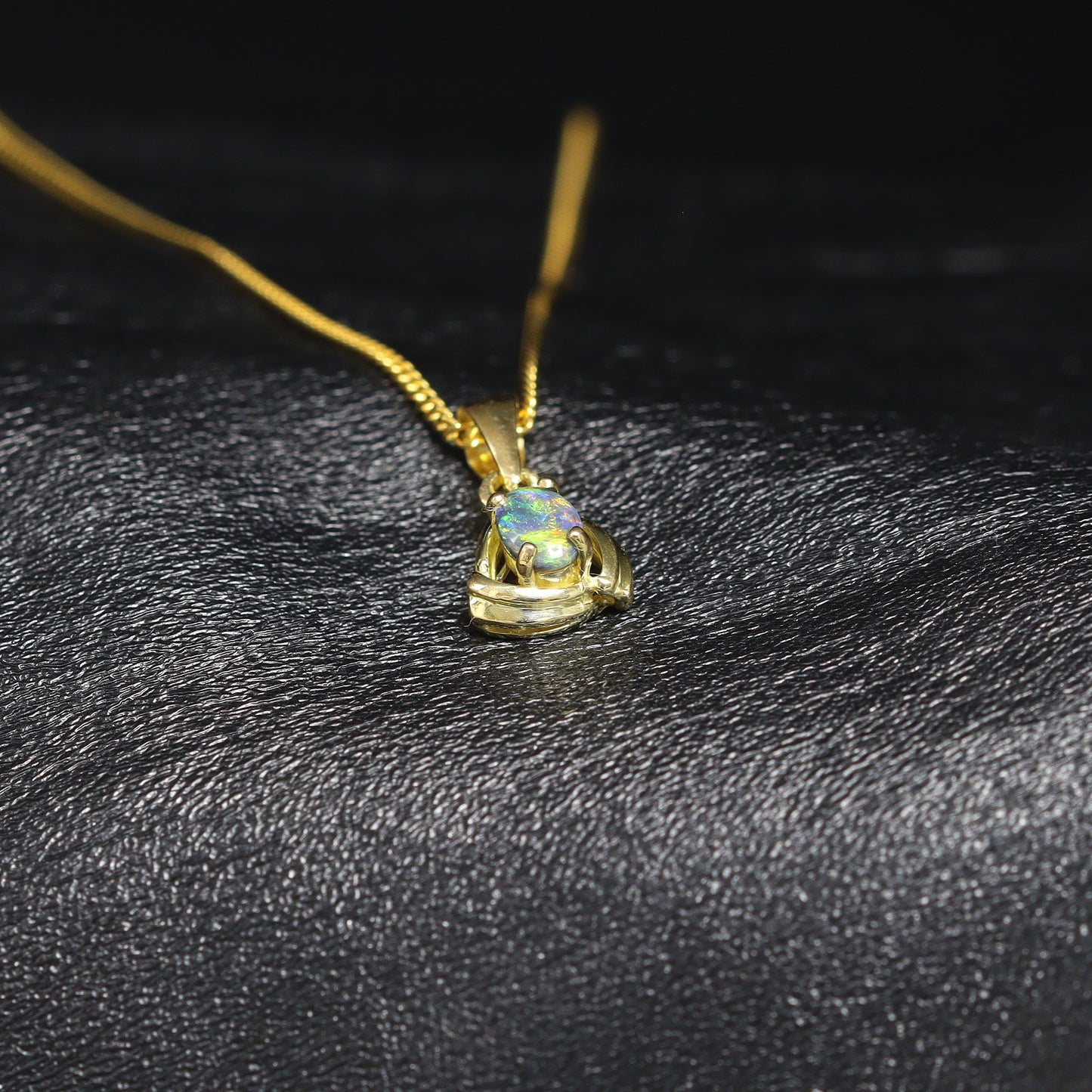 Australian_Black_Opal_18k_Gold_Pendant