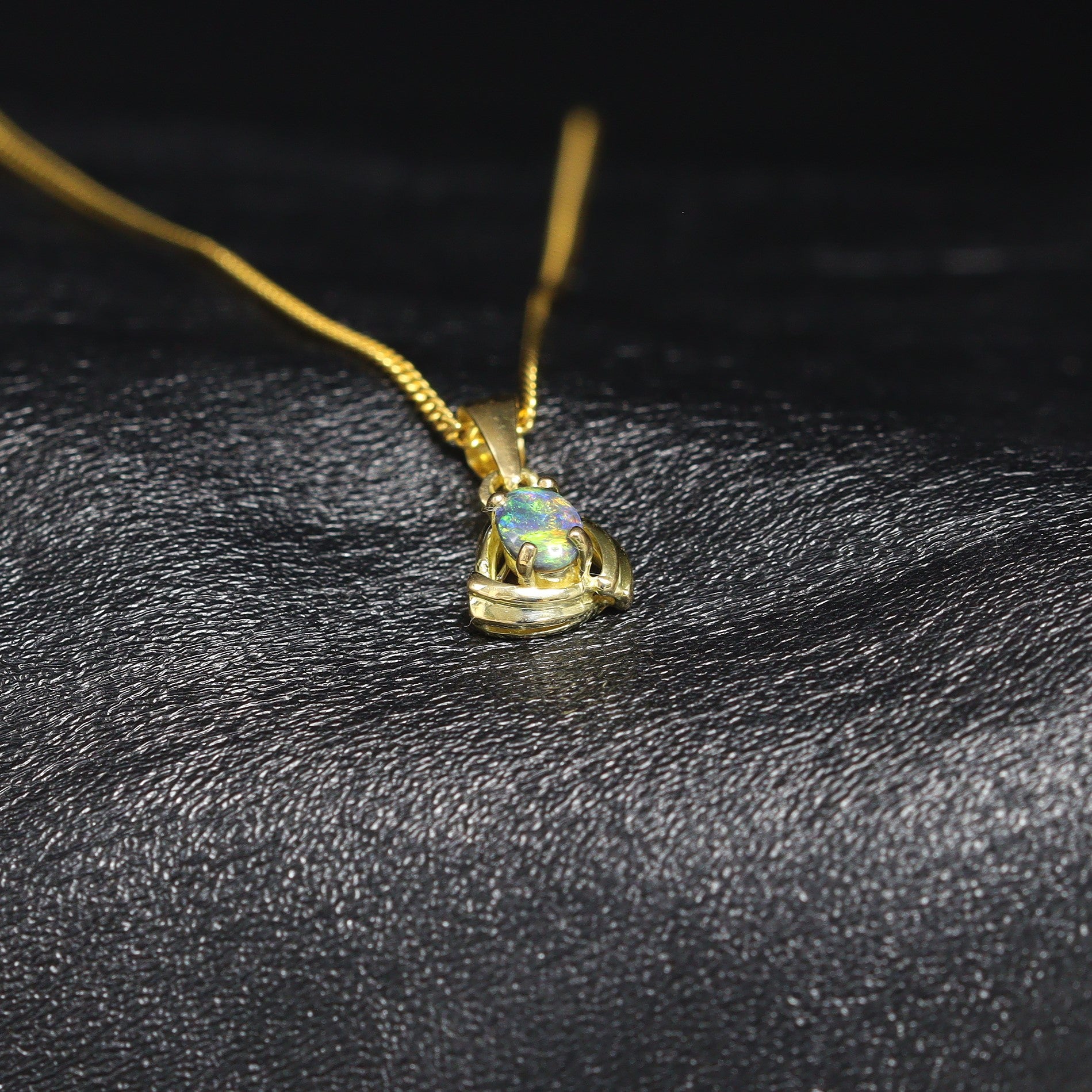 Australian_Black_Opal_18k_Gold_Pendant