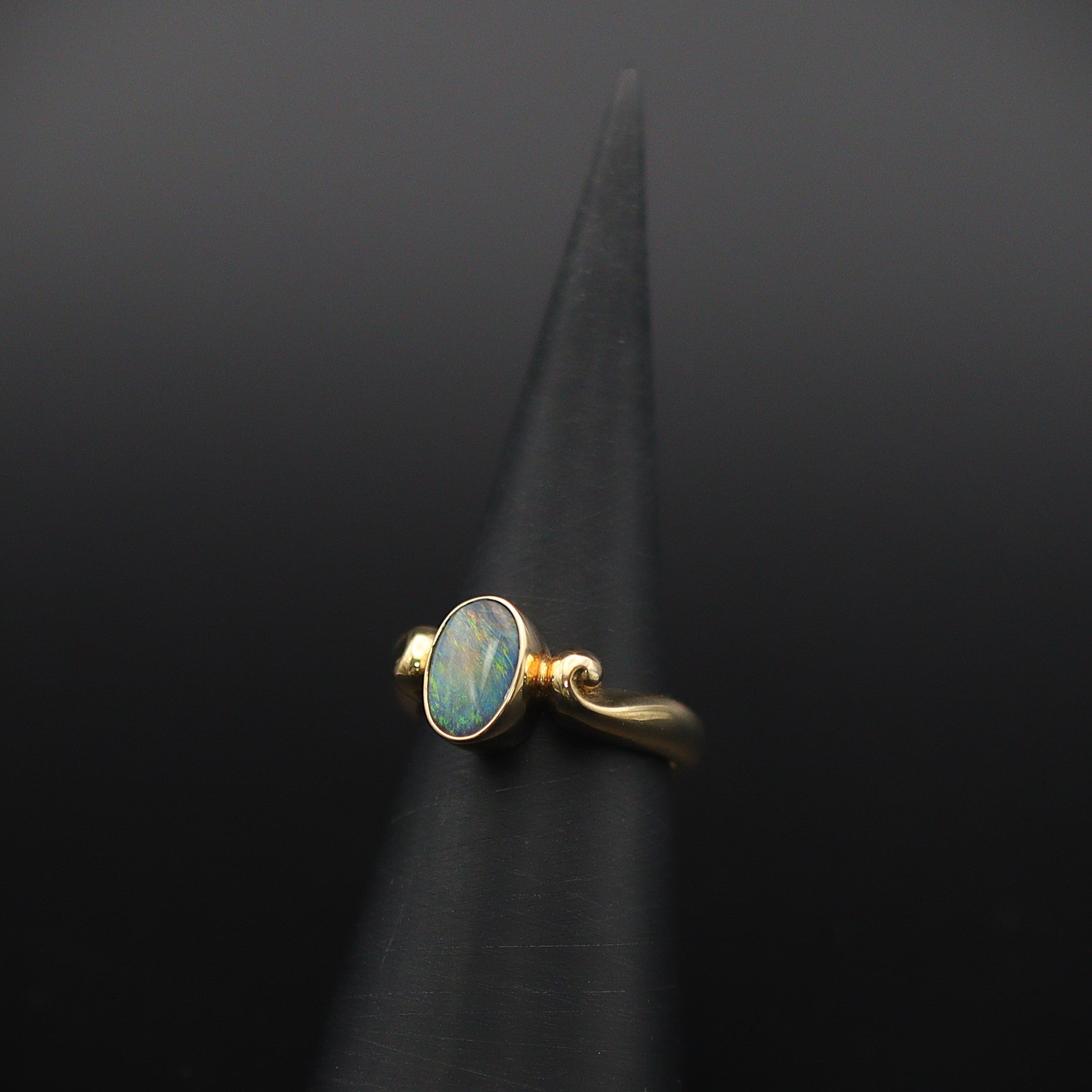 Australian Black Opal 18 karat gold ring 