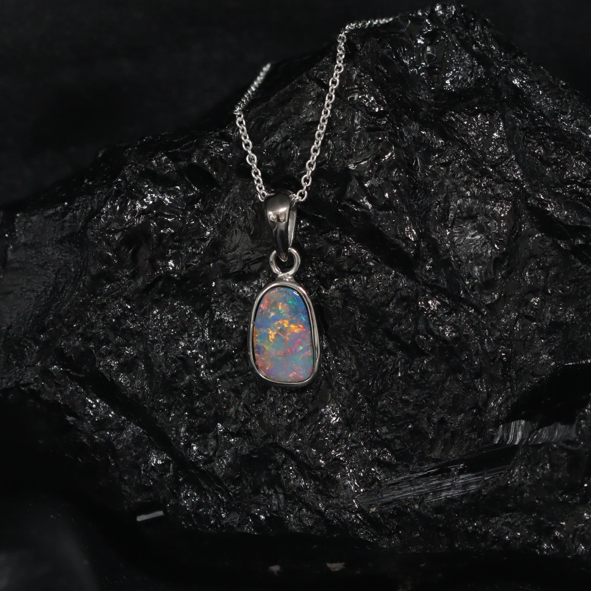 Opal Doublet Pendant – Sterling Silver, Red & Blue Multicolour 2614
