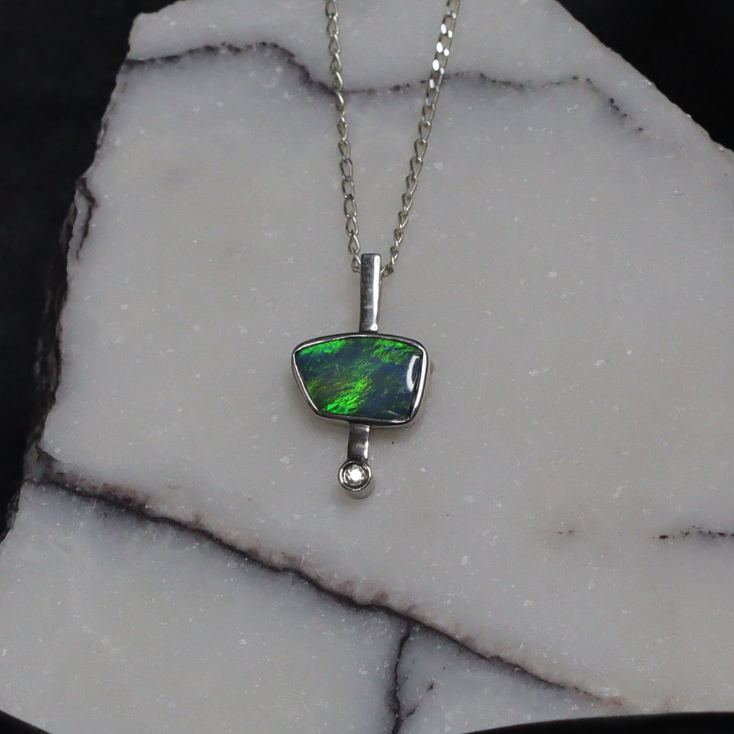 Opal Doublet Pendant – Sterling Silver, 8×13mm, Green Flash 2625