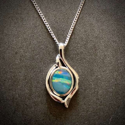 Australian opal doublet pendant - 164