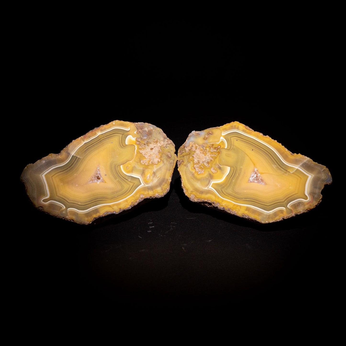 Australian Agate Specimen – Agate Creek, North Queensland