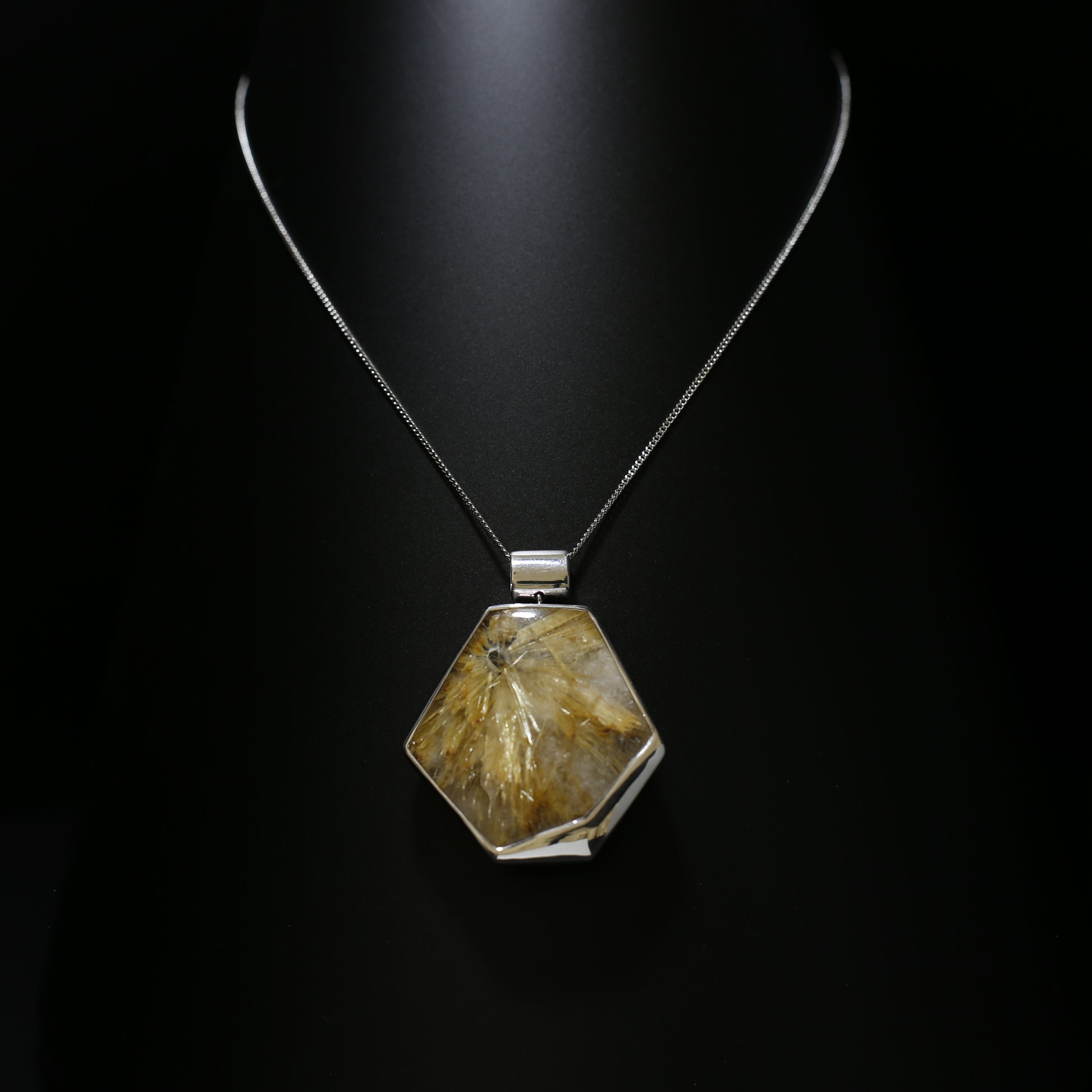 Golden Rutilated Quartz Silver Pendant – Hematite Inclusion, 41x40mm
