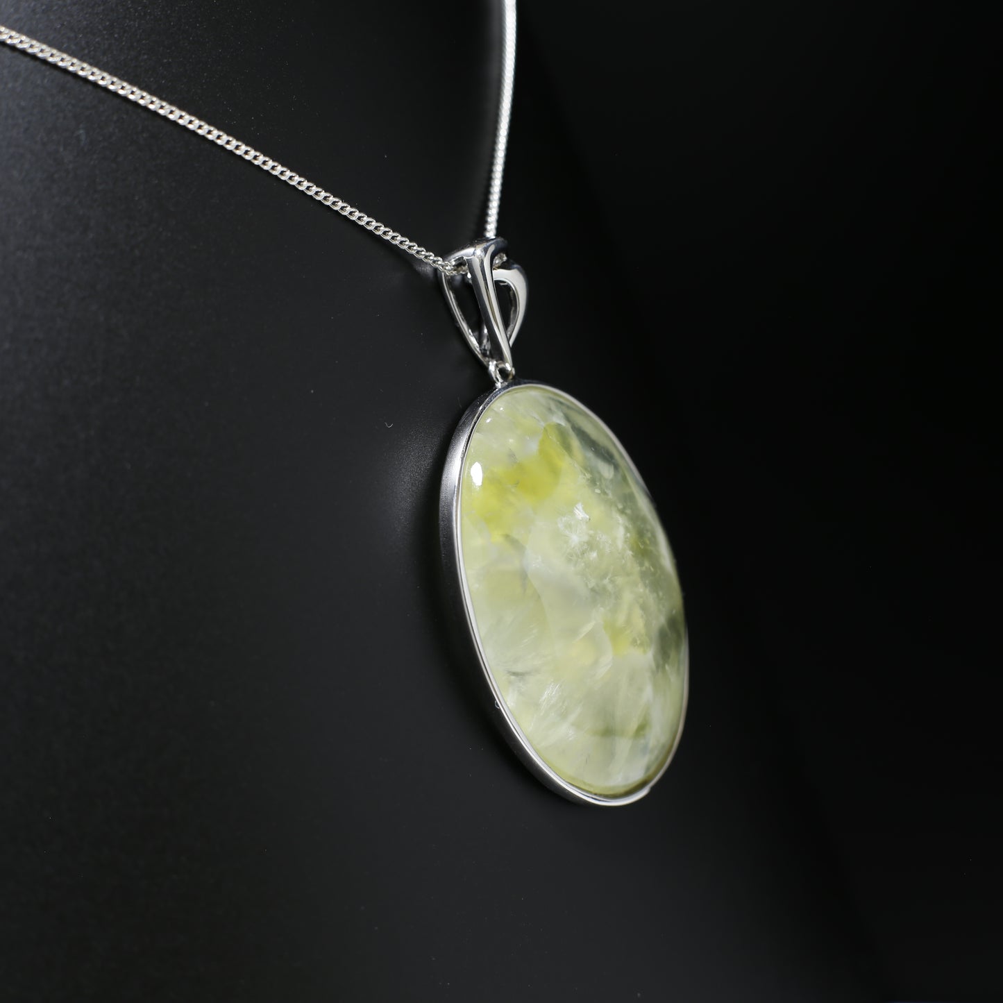 Australian Prehnite silver Pendant 